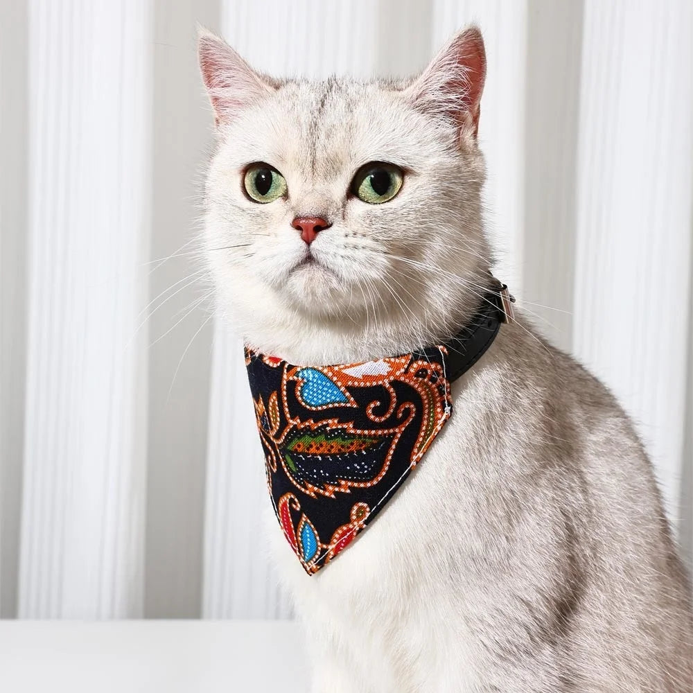 PetChic 🐶🧣 – Adjustable Dog & Cat Bandana Collar